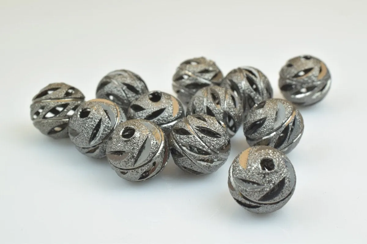 100 PCs Gun Metal Plated Black Carved Round Beads 6mm/8mm/10mm Diamond Cut For Jewelry Making