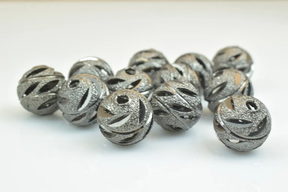 100 PCs Gun Metal Plated Black Carved Round Beads 6mm/8mm/10mm Diamond Cut For Jewelry Making