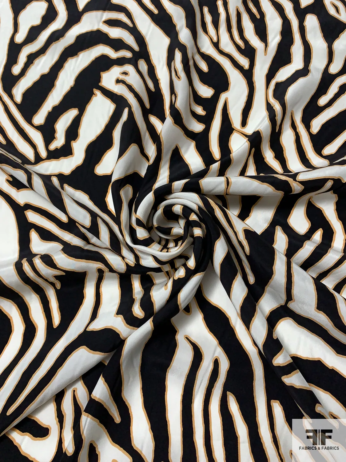 Animal Pattern Matte-Side Printed Silk Charmeuse - Black / Off-White / Nude