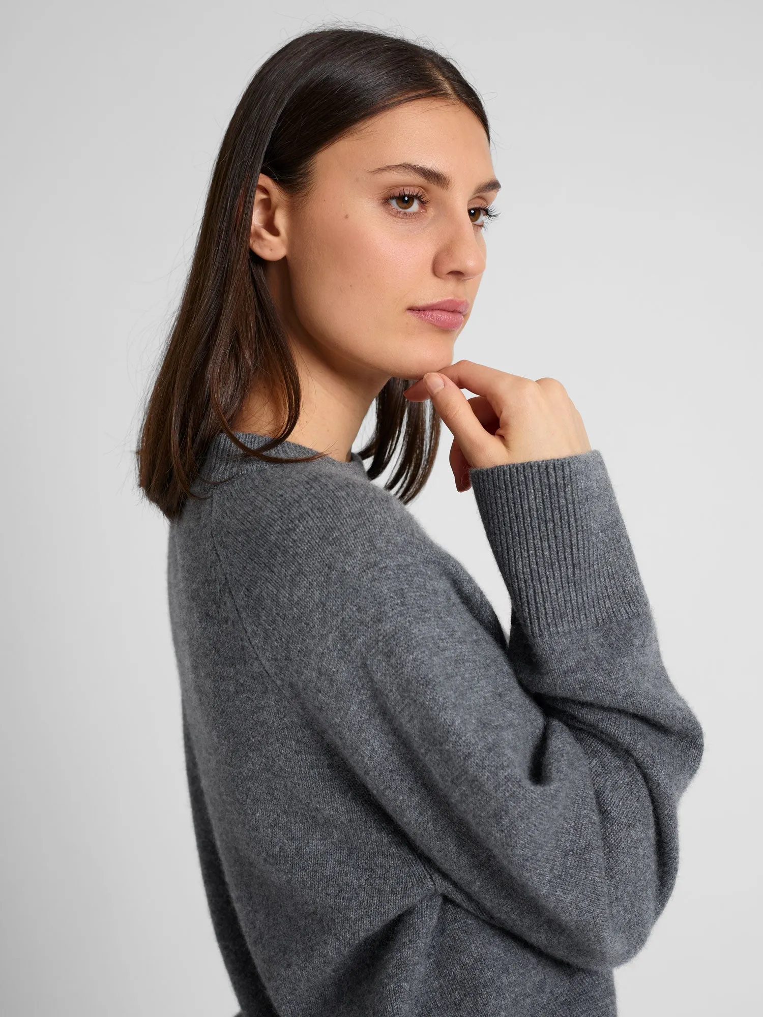 Cashmere sweater "Signy" - dark grey