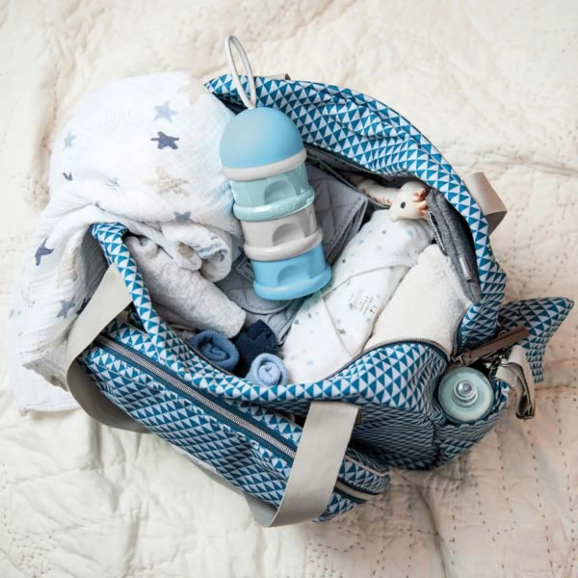 Formula And Snacks Container - Light Blue
