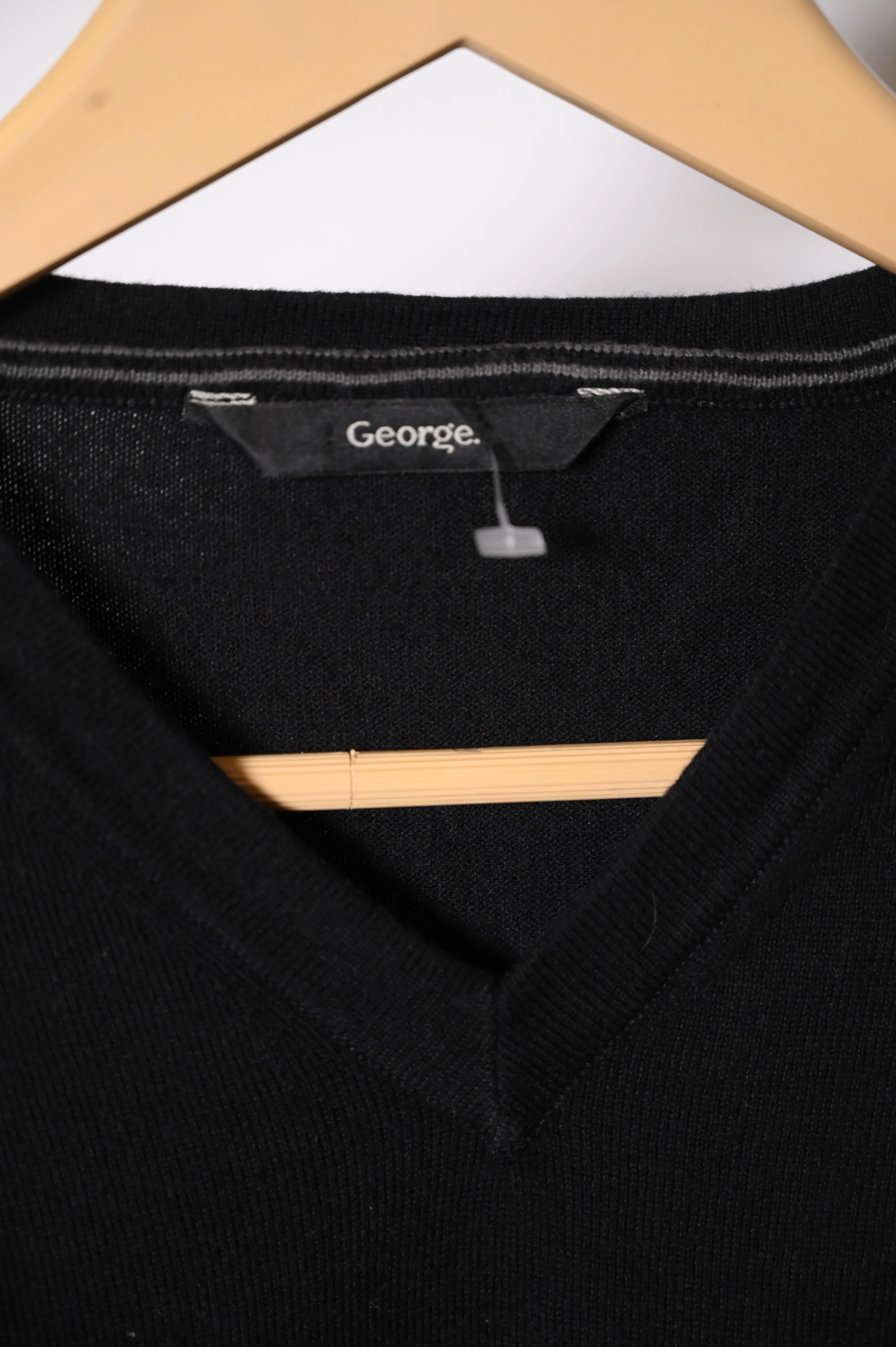 George Black Sweatshirt - Medium