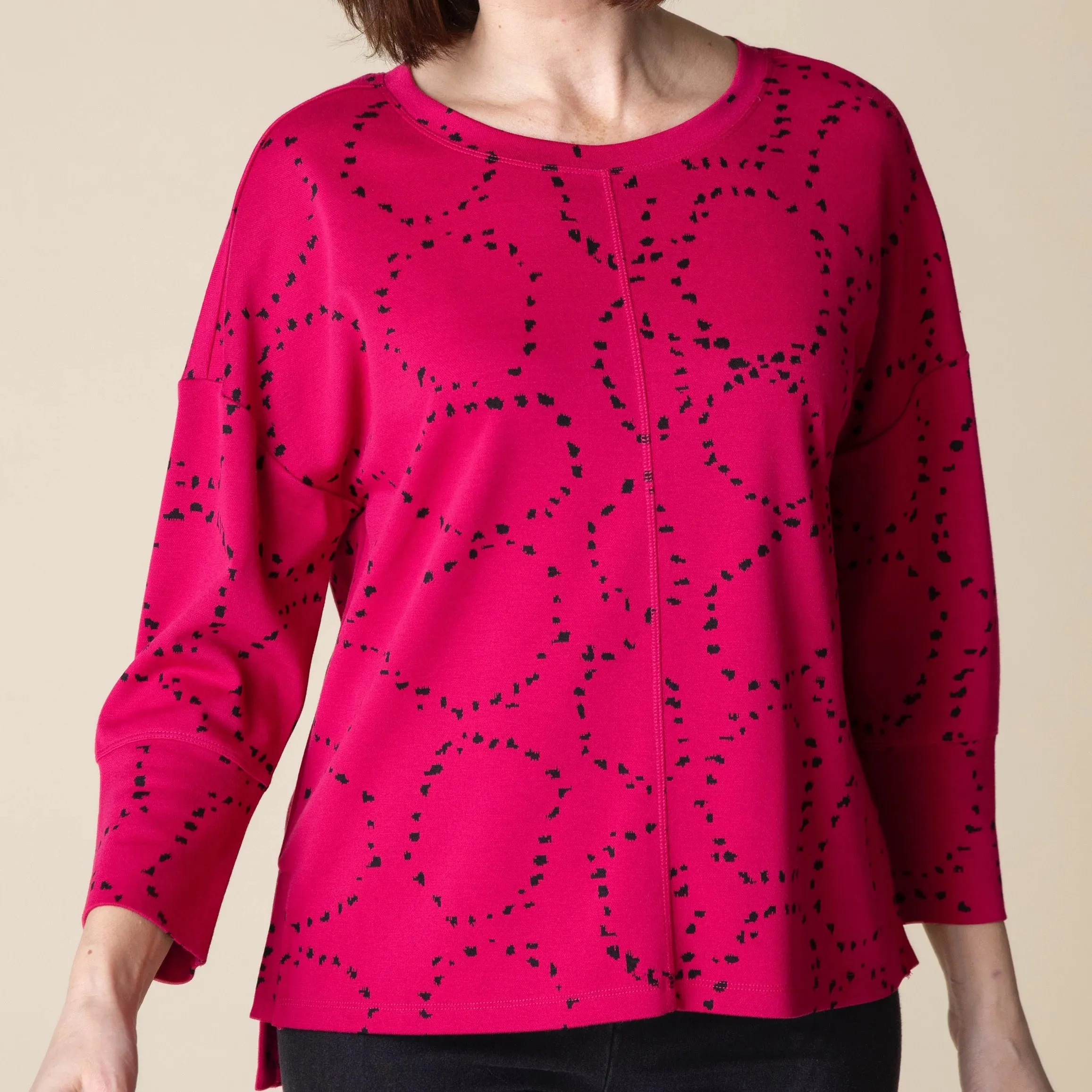 Certainly! To optimize the title of this e-commerce product with descriptive modifiers, consider the following:

Habitat Womens Boxy Crew Neck Sweater in Merlot - Style 65606

This enhanced title includes specific details that make it more appealing and informative for potential buyers.