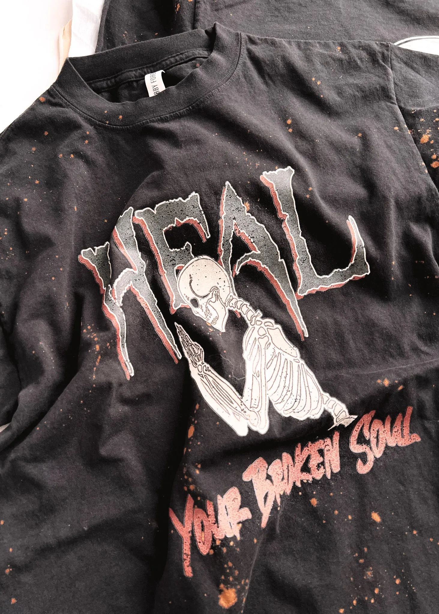 HEAL YOUR BROKEN SOUL BLEACHED OUT SIDE SLIT TEE