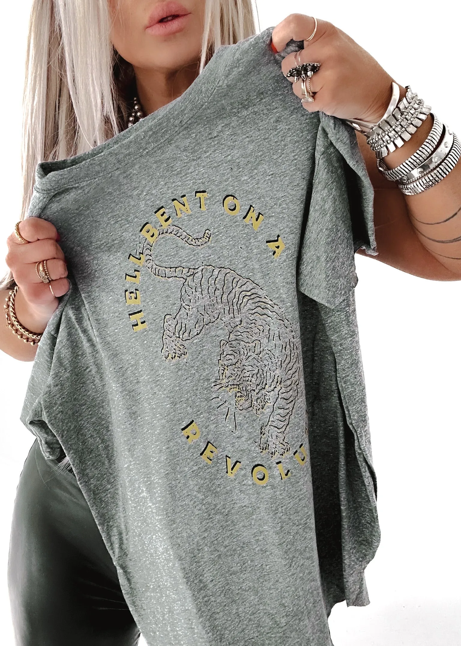 HELL BENT ON A REVOLUTION SIDE SLIT TEE