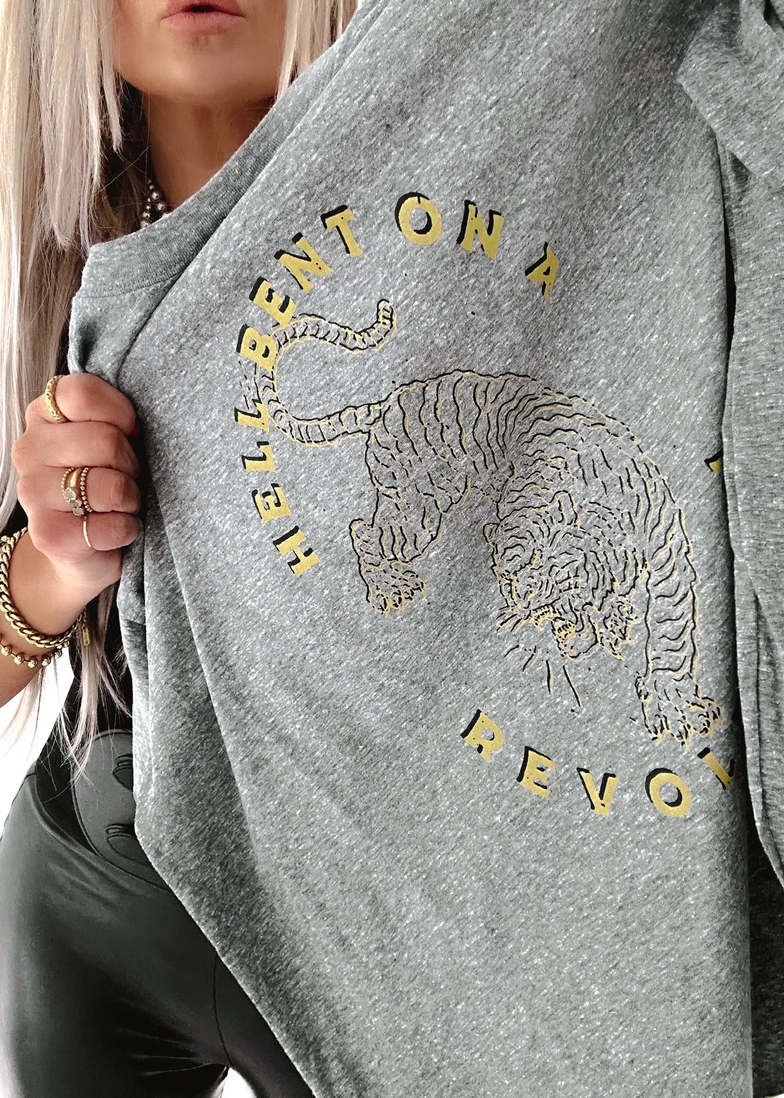 HELL BENT ON A REVOLUTION SIDE SLIT TEE