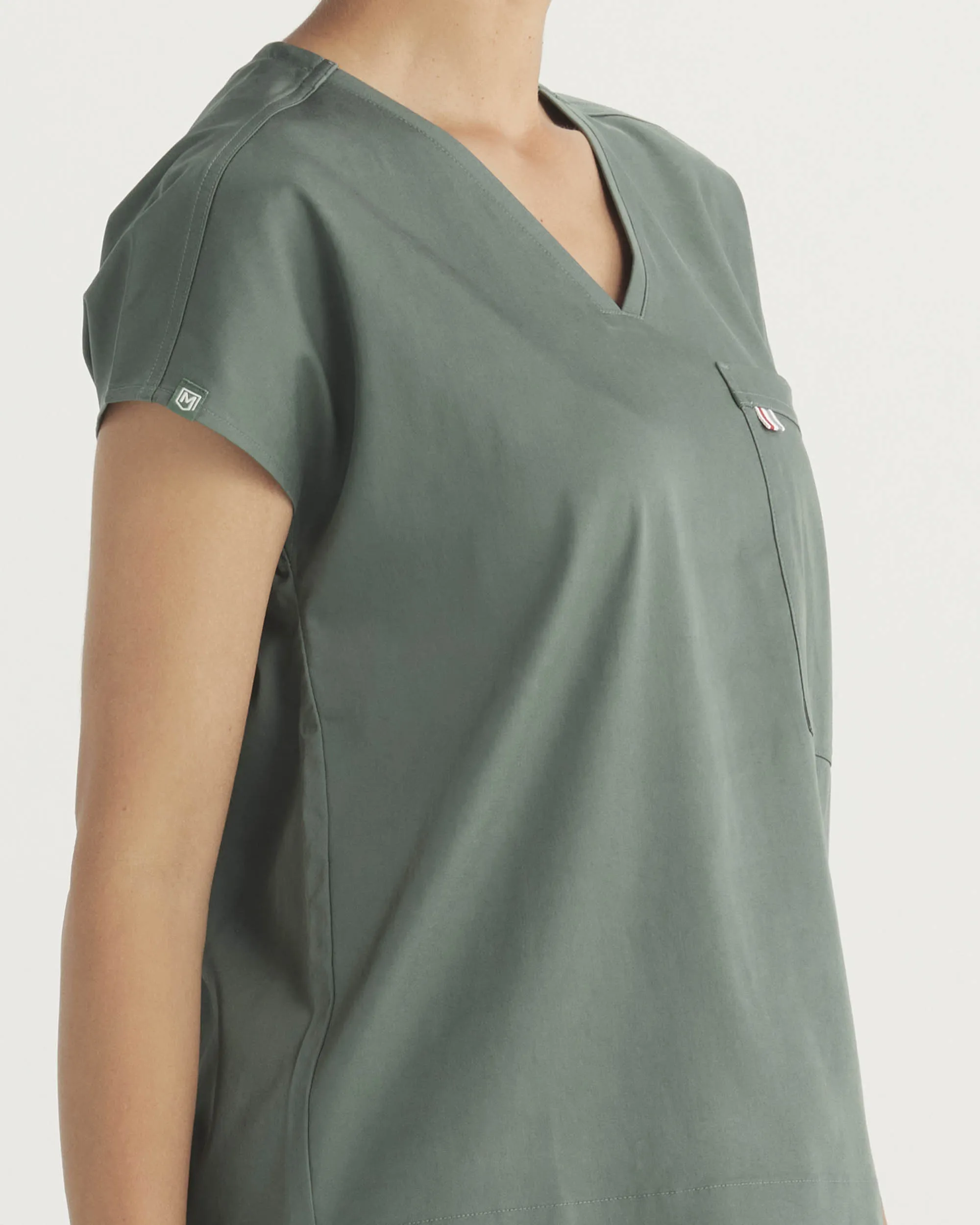 TENCEL™ Bell ‎ Relaxed Scrub Top