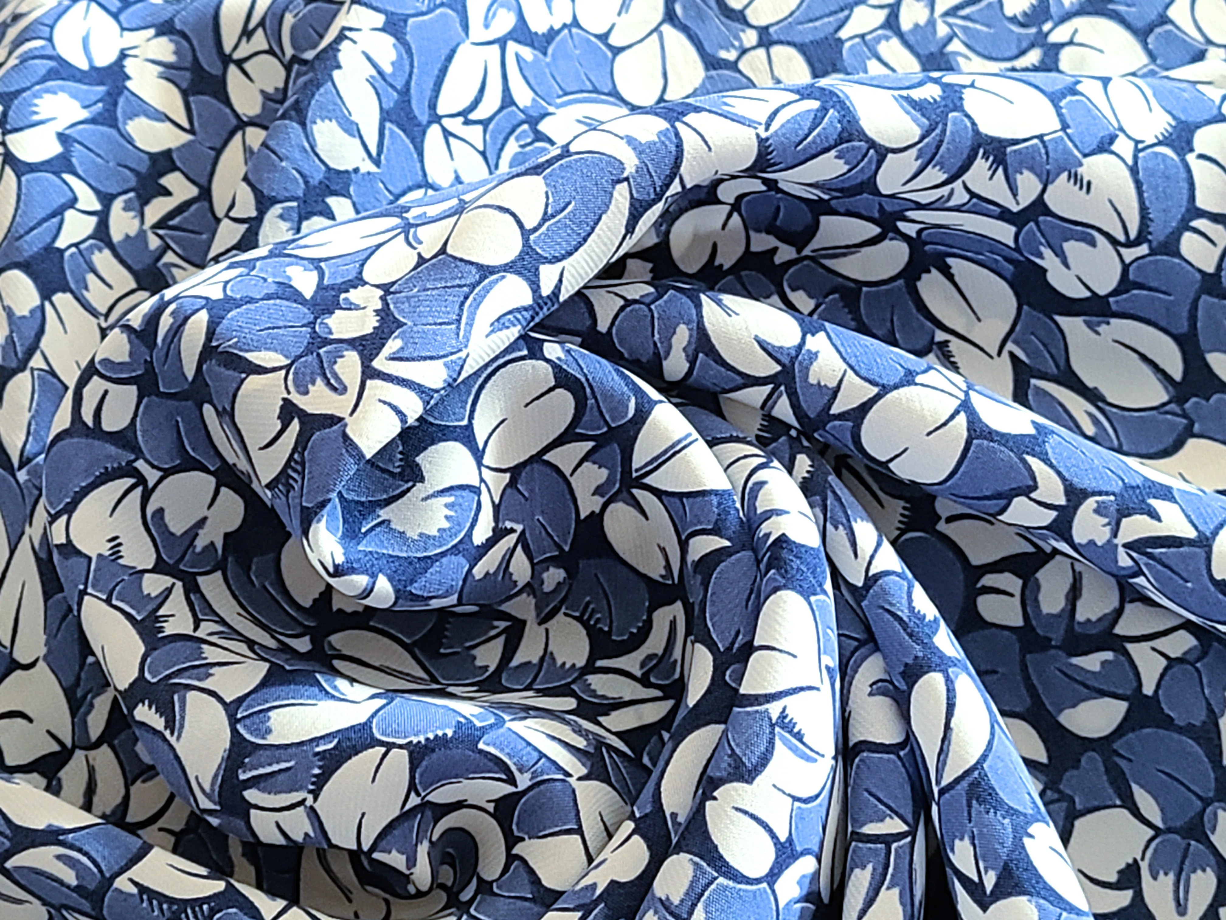 Vintage Fabric - Rayon - Leaves - Beau Monde - Fabric Remnant - RAY311