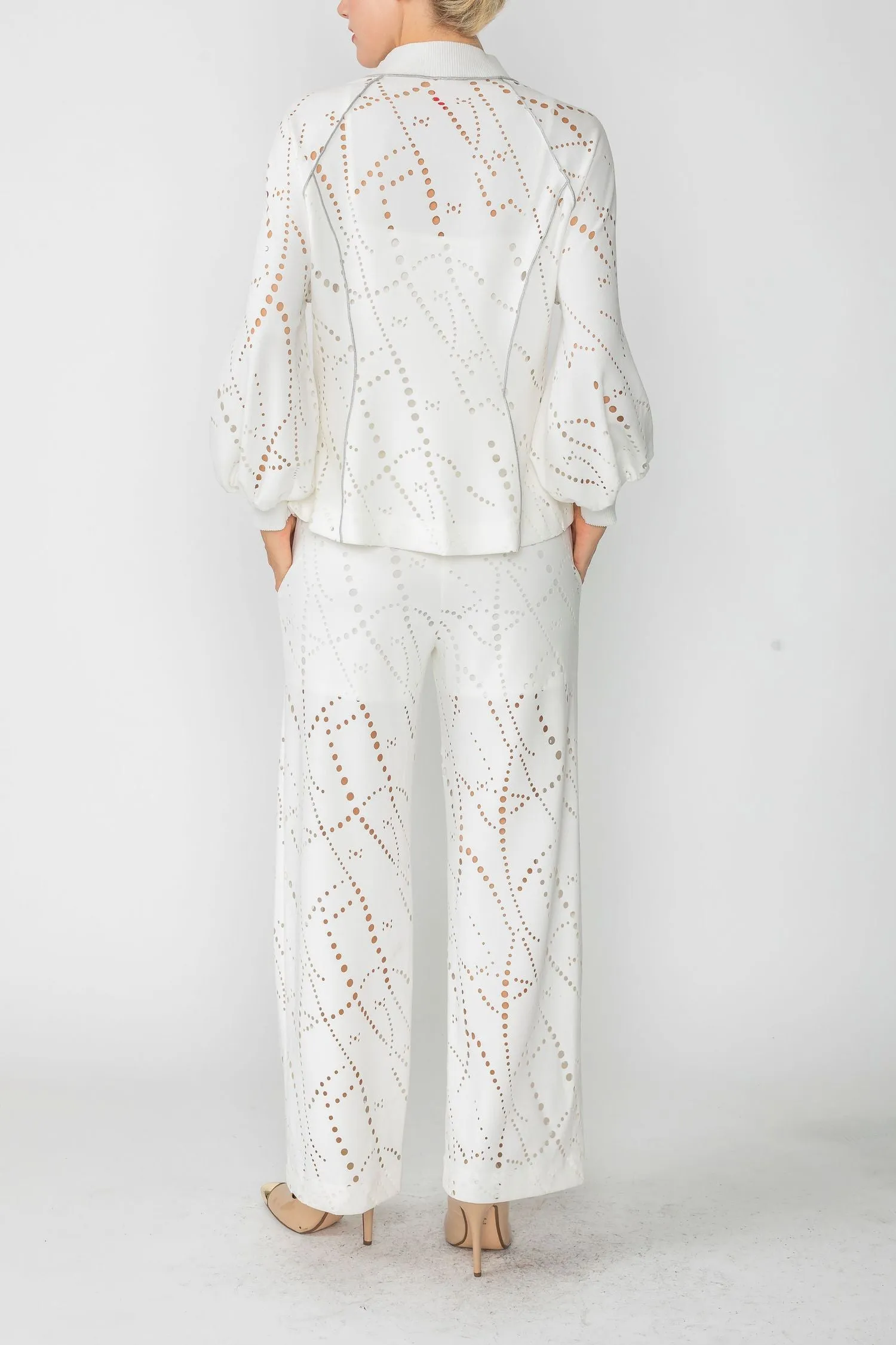 White Rip Collar And Bubble Sleeve Jacket